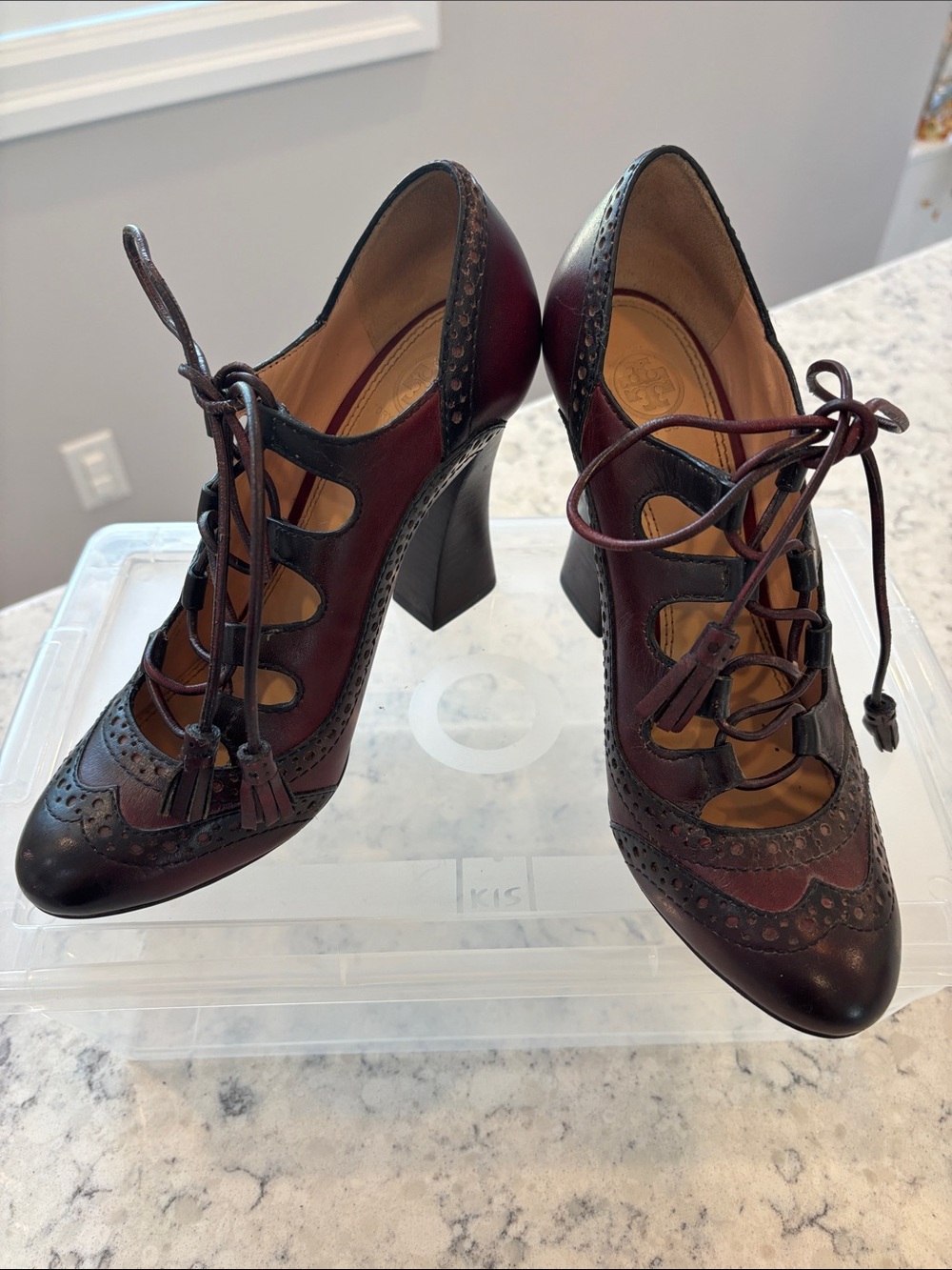 Tory Burch Leather Two-Tone Burgundy and Black Lace-Up Heeled Oxfords, Size 8